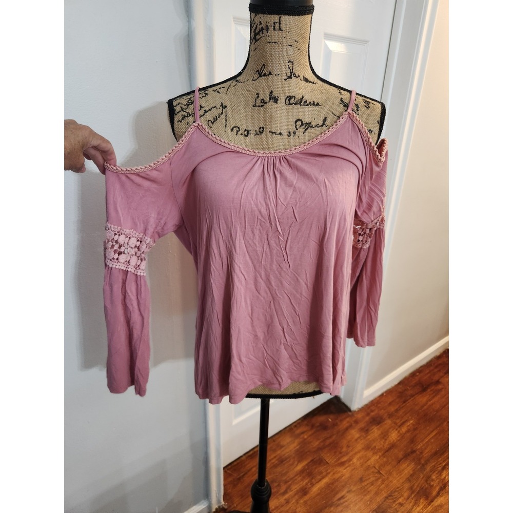 Free People POL Boho Cold Shoulder Top Pink Lace Trim Flowy Small New